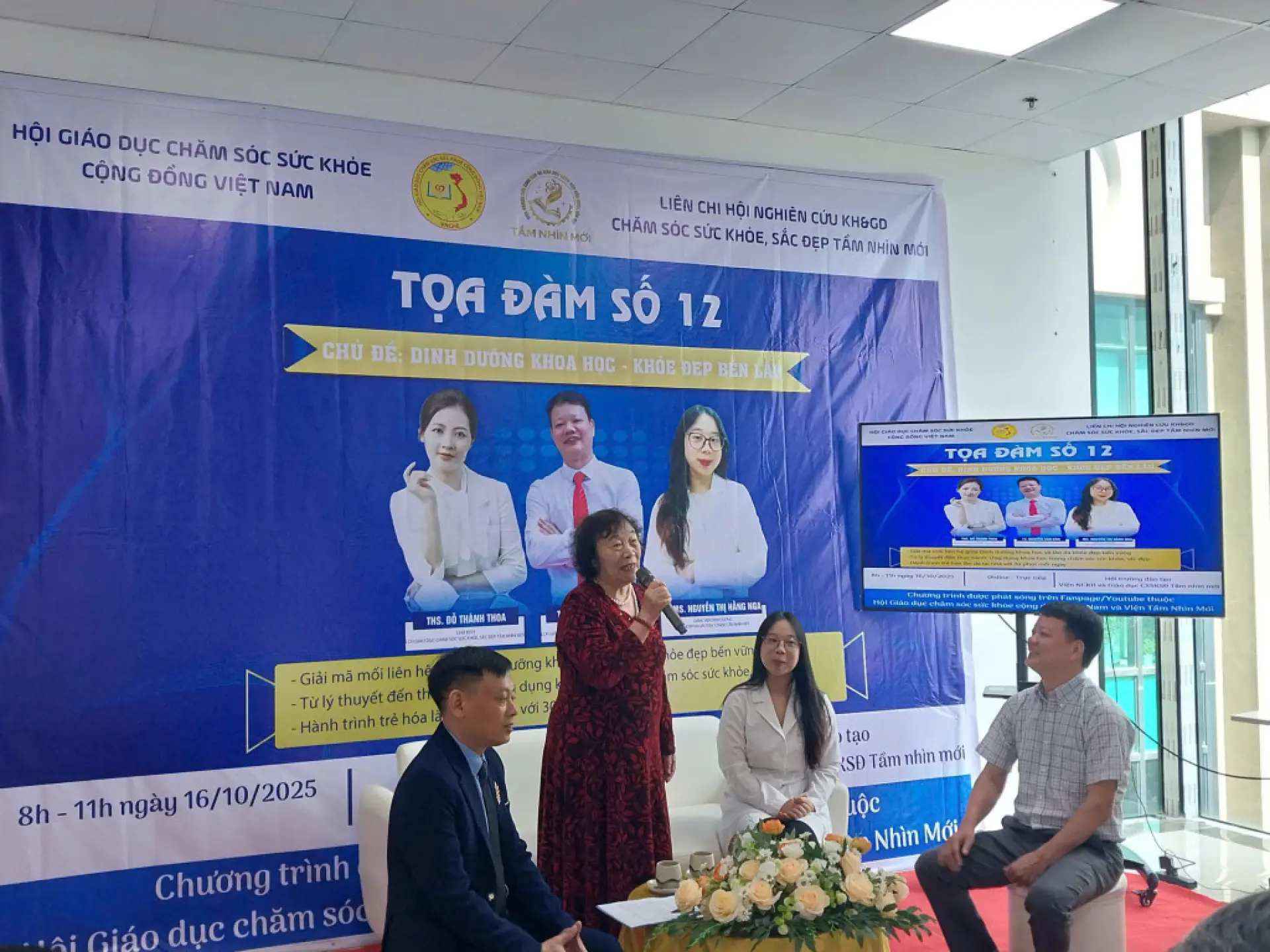 PGS.TS Nguyễn Thị Chính phát biểu tại buổi toạ đàm